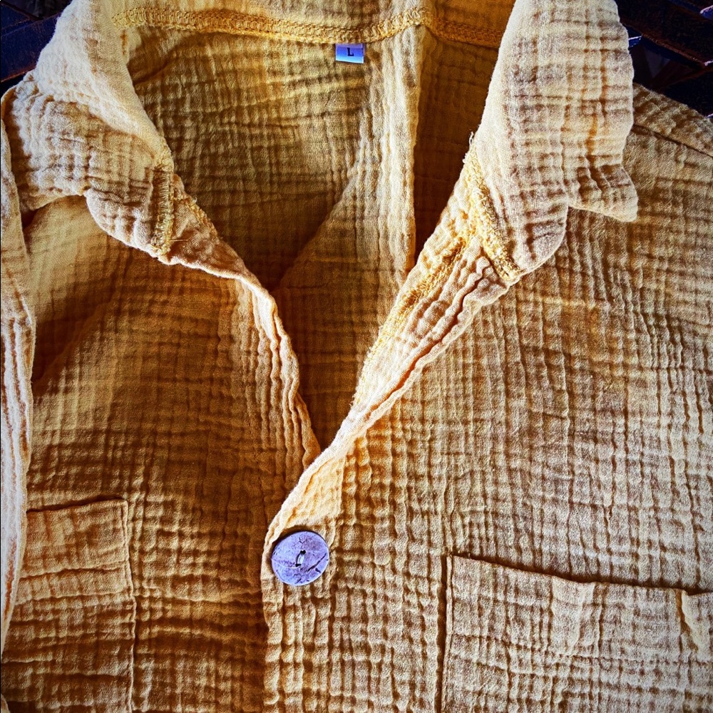 Adjustable long sleeve cotton gauze shirt